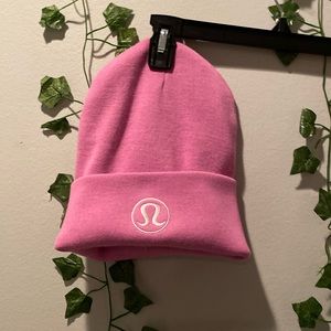 Lululemon Dahlia Mauve Beanie